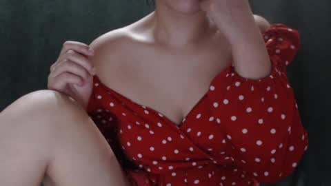 monika online show from 03/04/25, 12:22