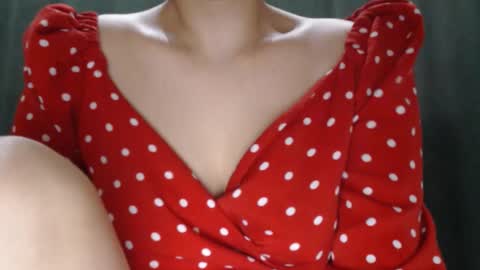 monika online show from 11/12/25, 06:25