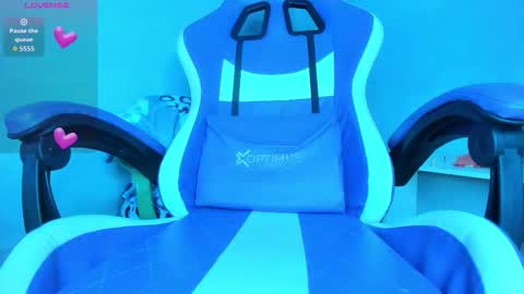 MORGAN CUTE - MODEL online show from 11/03/25, 04:14