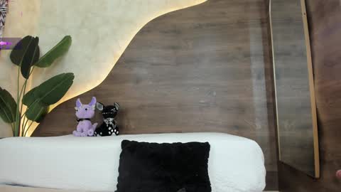  Morgan  online show from 02/04/25, 05:45