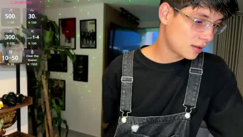   online show from 04/19/26, 11:07