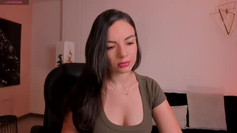 Snapshot of morganhicks chatting on 05/16/26, 11:42 Morgan Hicks online show from 05/16/26, 11:42