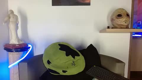 morgan online show from 09/18/25, 02:08