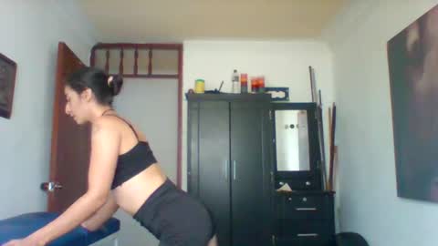 Snapshot of moritha2397 chatting on 01/14/26, 02:33 moritha2397 online show from 01/14/26, 02:33