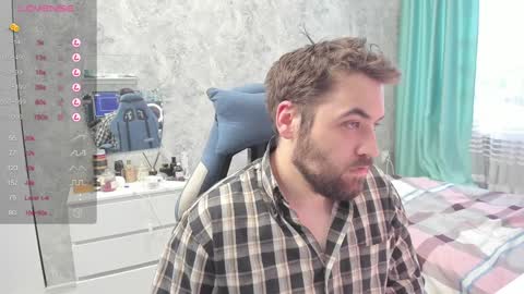 Snapshot of morlaios chatting on 12/12/24, 10:45 Morl online show from 12/12/24, 10:45