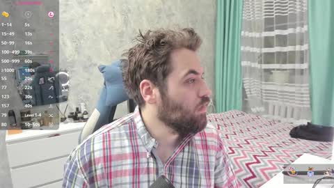 Snapshot of morlaios chatting on 12/20/24, 02:27 Morl online show from 12/20/24, 02:27