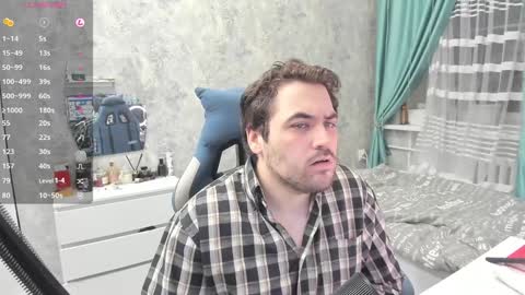 Snapshot of morlaios chatting on 02/06/25, 10:10 Morl online show from 02/06/25, 10:10