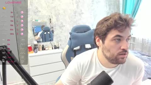 Snapshot of morlaios chatting on 02/17/25, 08:41 Morl online show from 02/17/25, 08:41