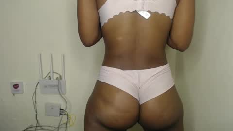 Mellisa online show from 12/02/24, 01:14