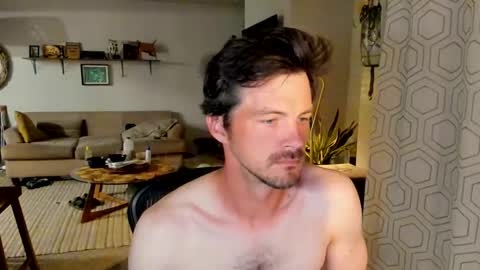 Dylan online show from 05/20/26, 02:18