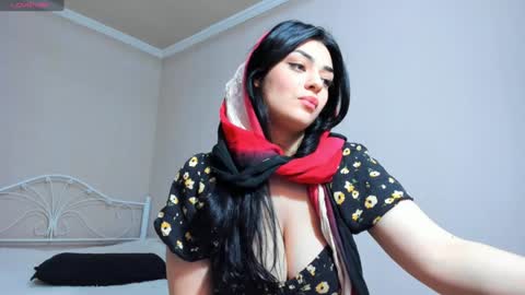 Snapshot of moroccan_diamond_ chatting on 12/23/24, 05:00 Medina online show from 12/23/24, 05:00