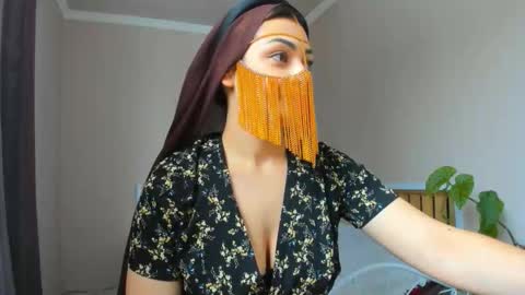 Medina online show from 12/19/25, 07:59