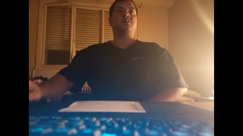 Snapshot of morocho777 chatting on 12/02/24, 03:47 Bruno online show from 12/02/24, 03:47