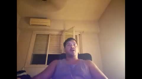 Snapshot of morocho777 chatting on 02/04/25, 04:59 Bruno online show from 02/04/25, 04:59