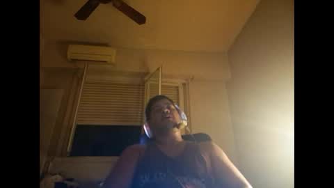 Snapshot of morocho777 chatting on 02/12/25, 05:15 Bruno online show from 02/12/25, 05:15