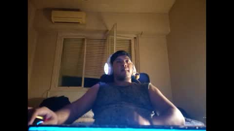 Snapshot of morocho777 chatting on 03/01/25, 06:35 Bruno online show from 03/01/25, 06:35