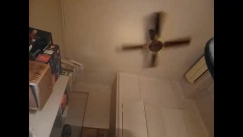 Snapshot of morocho777 chatting on 03/06/25, 04:19 Bruno online show from 03/06/25, 04:19