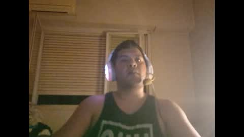 Snapshot of morocho777 chatting on 12/18/25, 05:46 Bruno online show from 12/18/25, 05:46