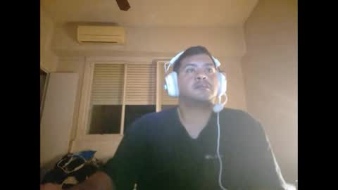 Snapshot of morocho777 chatting on 02/25/26, 05:39 Bruno online show from 02/25/26, 05:39