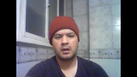 Snapshot of morocho777 chatting on 05/25/26, 10:27 Bruno online show from 05/25/26, 10:27