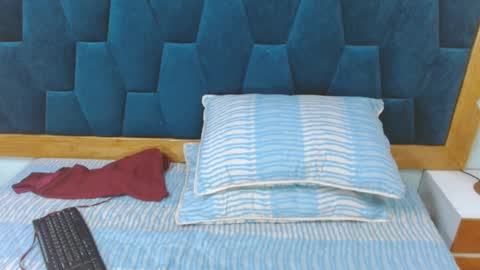 morrigan_luxus online show from 03/07/25, 04:22