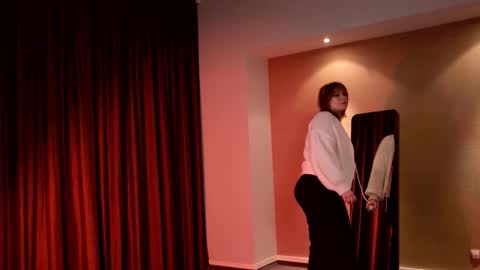 morvelyn online show from 12/01/25, 03:28