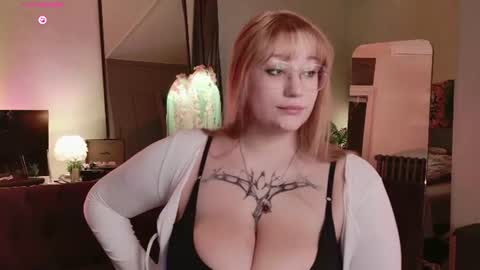 morvelyn online show from 07/14/26, 09:31