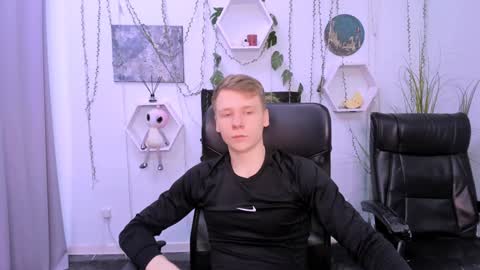 Welcome here online show from 12/06/24, 08:07