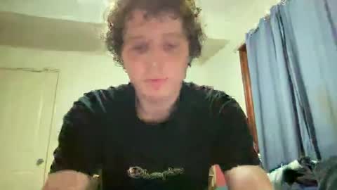 Snapshot of mosterr325 chatting on 02/23/25, 11:00 mosterr325 online show from 02/23/25, 11:00