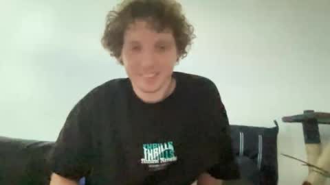 Snapshot of mosterr325 chatting on 03/04/25, 12:18 mosterr325 online show from 03/04/25, 12:18