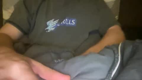 Snapshot of mosterr325 chatting on 10/13/25, 01:33 mosterr325 online show from 10/13/25, 01:33