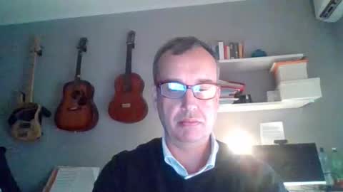 Snapshot of mot_ronn chatting on 11/14/25, 11:09 mot_ronn online show from 11/14/25, 11:09