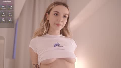 Snapshot of motherlode_ chatting on 09/09/25, 04:39 MIRA online show from 09/09/25, 04:39