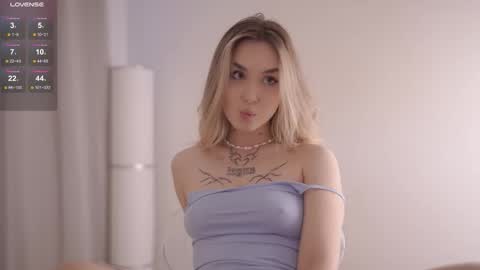 Snapshot of motherlode_ chatting on 09/14/25, 03:11 MIRA online show from 09/14/25, 03:11