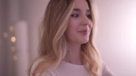 Snapshot of motherlode_ chatting on 10/18/25, 04:08 MIRA online show from 10/18/25, 04:08