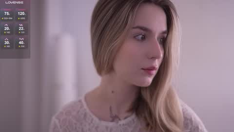 Snapshot of motherlode_ chatting on 10/26/25, 10:10 MIRA online show from 10/26/25, 10:10