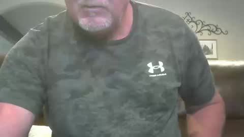 motorguy08 online show from 10/16/25, 02:40