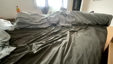 CamO online show from 01/04/25, 11:33