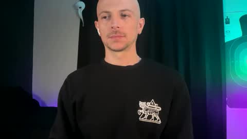 mount_vesuvius online show from 09/29/25, 04:23