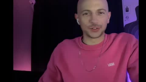 mount_vesuvius online show from 04/15/26, 03:35