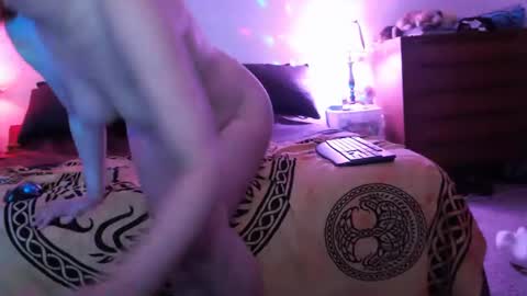 mountainbeauty online show from 12/24/24, 08:22