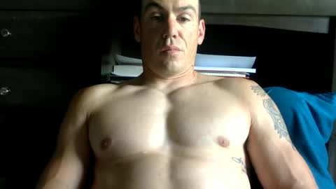 Snapshot of mountainsf54 chatting on 06/20/26, 04:43 mountainsf54 online show from 06/20/26, 04:43