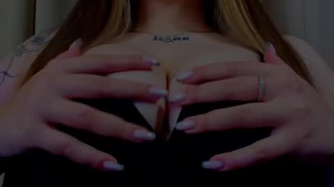 Carolina online show from 03/04/26, 04:02