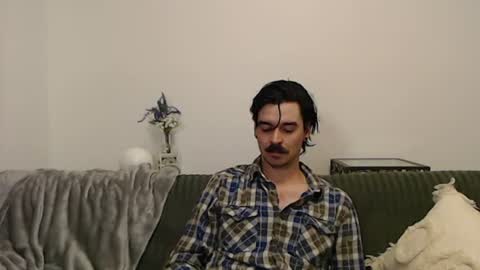 Snapshot of moustachematt chatting on 06/30/26, 03:51 moustachematt online show from 06/30/26, 03:51