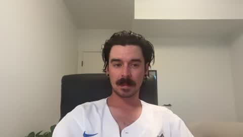 Snapshot of moustachematt chatting on 07/16/26, 01:55 moustachematt online show from 07/16/26, 01:55