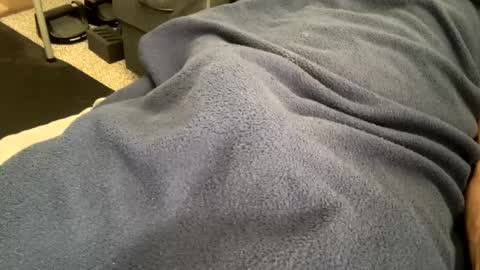 Snapshot of mps908 chatting on 09/16/25, 01:45 Sequoia-Cocked Hombre de Sur online show from 09/16/25, 01:45