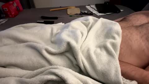 Snapshot of mps908 chatting on 02/18/26, 12:23 Sequoia-Cocked Hombre de Sur online show from 02/18/26, 12:23