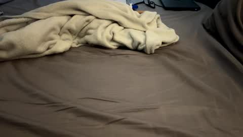 Snapshot of mps908 chatting on 02/21/26, 06:53 Sequoia-Cocked Hombre de Sur online show from 02/21/26, 06:53