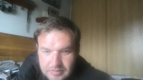 Snapshot of mr834565 chatting on 05/29/26, 02:37 mr834565 online show from 05/29/26, 02:37