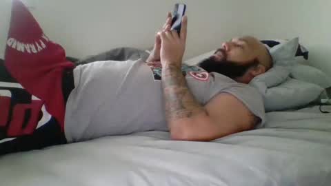 Mr8 online show from 01/04/25, 02:25